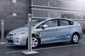 Toyota-erzielt-eine-Reichweite-von-1000-Kilometern-bei-seinen-Elektroautos-300x199.jpg