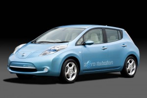 Dank des Elektroauto Leaf hat Nissan den Preis Green Company of the Year 2010 erhalten. künstliche Fahrgeräusche Nissan Leaf Elektroauto günstig kaufen