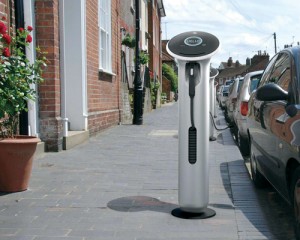 Symbolfoto: So sieht die von Yves Behar designte Ladestation für Elektroautos aus. Bildquelle: General Electric / GE