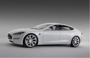 Elektroauto tesla model S seitlich akku Batterie Recycling akku Batterie Recycling Gewinne Tesla Motors Elektroauto Elektromobil tesla model S seitlich