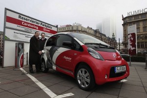 Elektroauto Elektromobil C-Zero DB Fuhrpark Carsharing