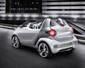 Daimlers Elektroauto Smart Forspeed hinten elektromobil genf