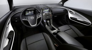 Elektroauto Opel Ampera im Fahrtest Cockpit Innen