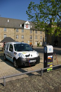 Wipperfürther Stadtwerke testen Elektroauto Renault Kangoo ZE Elektromobil Elektrofahrzeug