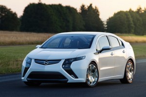 Elektroauto Ampera wird zusammen mit Ökostrom angeboten Elektroauto Ampera wird zusammen mit Ökostrom angeboten