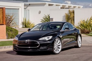 Neue Fotos vom Elektroauto Model S Alpha von Tesla Motors -2