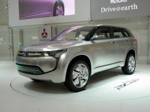 IAA - Mitsubishi präsentiert sein Hybrid-SUV PX-MiEV auf der IAA -1