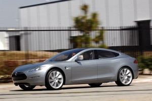 Tesla eröffnet Showroom für seine Elektroautos in Eindhoven - Model S Tesla Motors