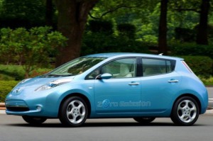 Ab April 2012 kann das Elektroauto Nissan Leaf gekauft werden