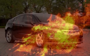 Elektroauto drei Wochen nach Unfall in Brand geraten