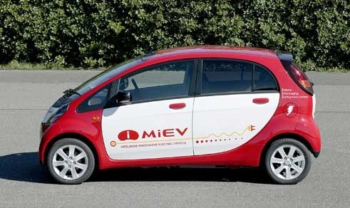 Der Name des Elektroauto i-MiEV klingt für Menschen aus Deutschland nicht sehr umweltschonend