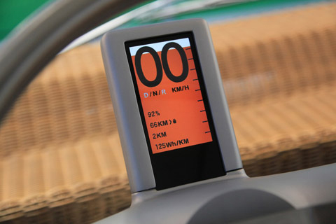 Das Elektroauto zum Entspannen Volteis V+ Display