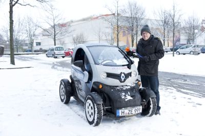 Das Elektroauto Renault Twizy im Wintertest. Bildquelle: enercity