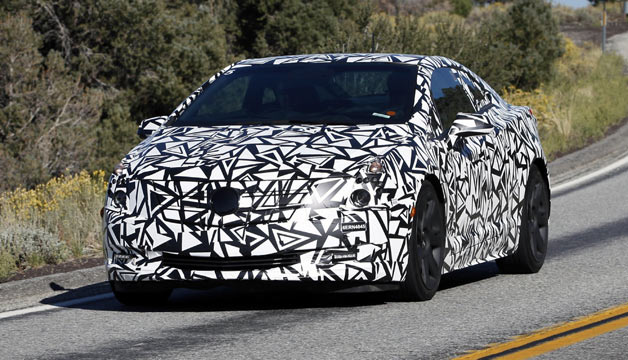 Das Elektroauto Cadillac ELR in Kalifornien im Camouflage-Design. Bildquelle: Cadillac