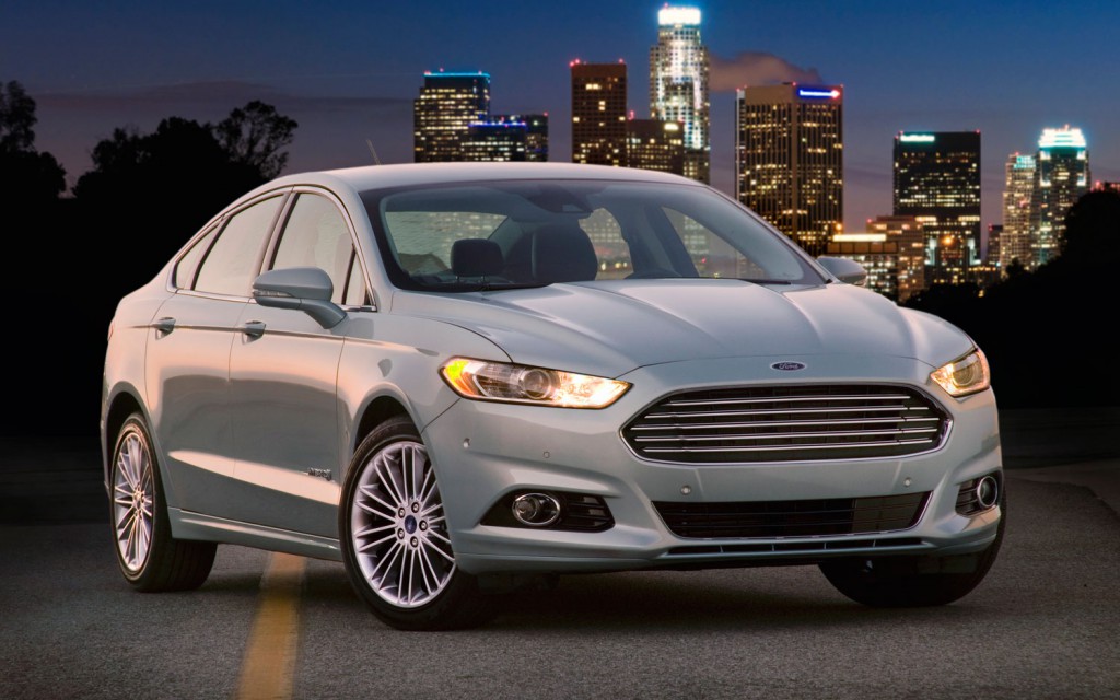 Dies ist die 2013er Version des Ford Fusion Hybrid. Bildquelle Ford