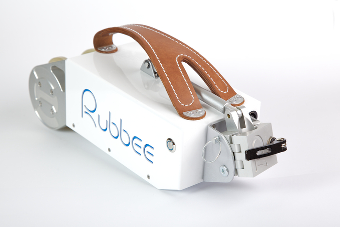 Dies ist die Antriebseinheit namens Rubbee, mit welcher man aus (fast) jedem Rad ein E-Bike machen kann. Bildquelle: Rubbee Ltd.