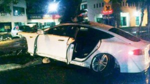 Das Elektroauto Tesla Model S nach dem Unfall. Bildquelle: Progreso Hoy