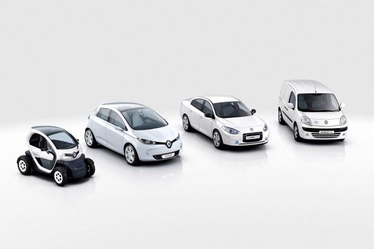Dies sind die Elektroautos von Renault (von links nach rechts): Twizy, Zoe, Fluence Kangoo ZE. Bildquelle: Renault