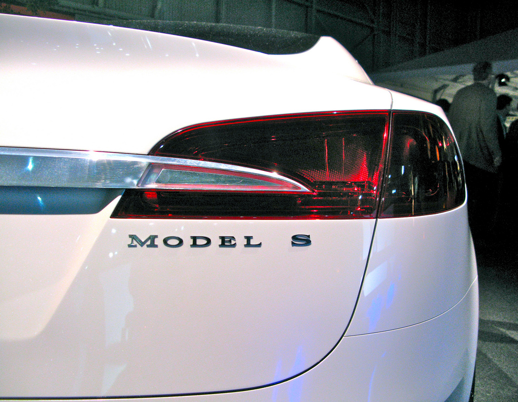 Elektroauto Tesla Model S. Bildquelle: FlickR jurvetson (CC BY 2.0)