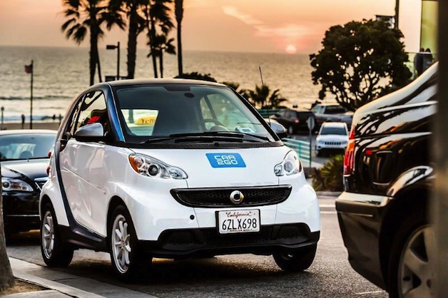 Den car2go Carsharing-Dienst gibt es nun auch in Los Angeles, über car2go kann man den smart fortwo mieten. Bildquelle: Daimler/car2go