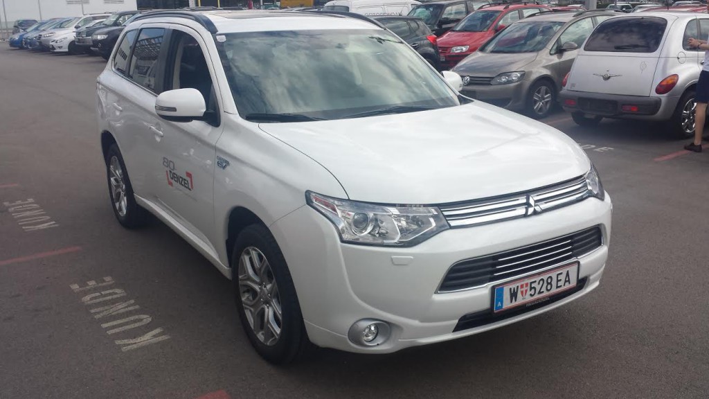 Probefahrt mit dem Plug-In Hybridauto Mitsubishi Outlander PHEV 1