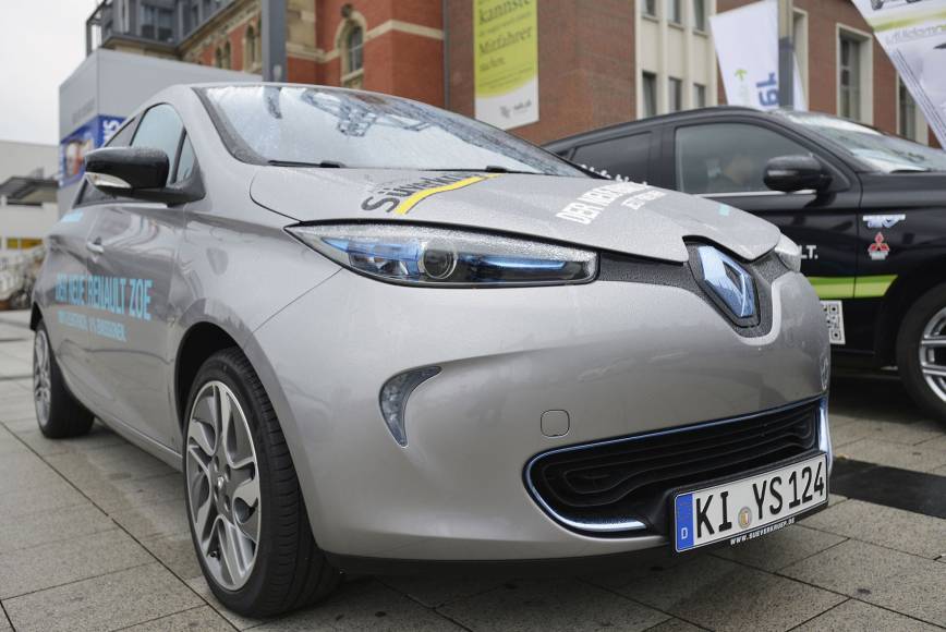 Elektroauto Renault Zoe im Einsatz für das Projekt "e-Pendler – elektromobil unterwegs". Bildquelle: Renault