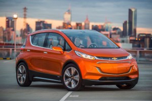 Das Elektroauto Bolt EV soll Tesla Motors ab 2017 Konkurrenz machen. Bildquelle: General Motors/Chevrolet
