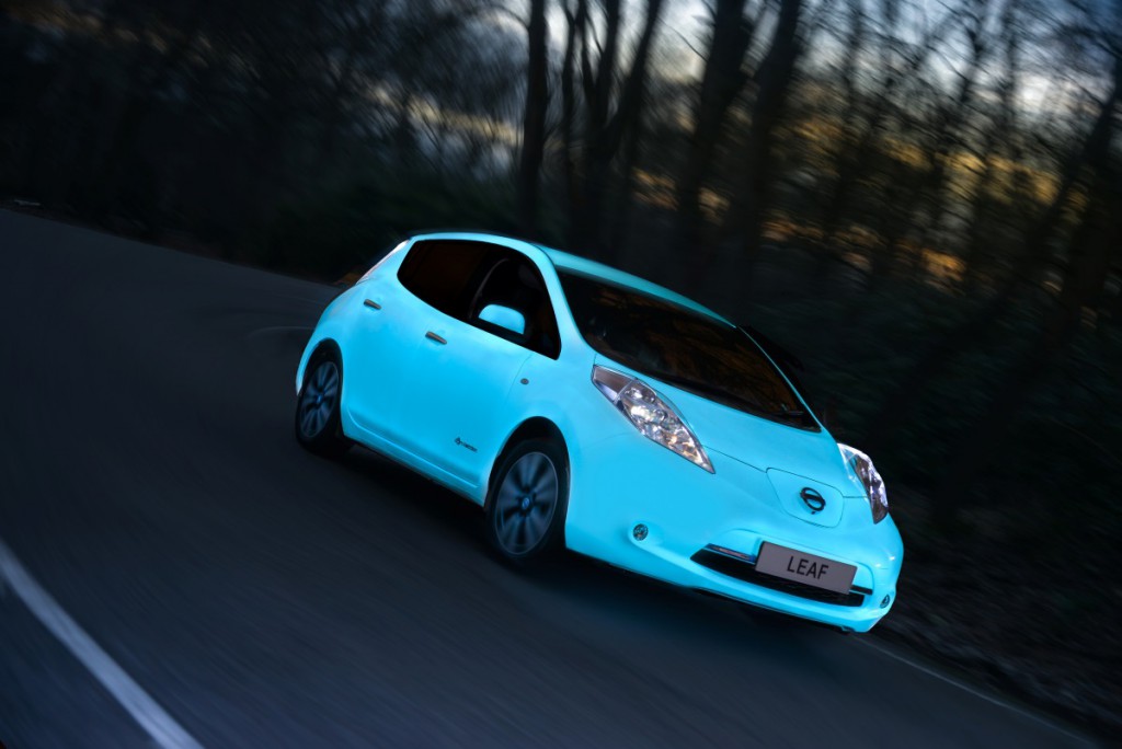 Das Elektroauto Nissan Leaf kann auch im Dunkeln leuchten. Bildquelle: Nissan
