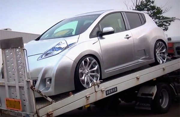 So sieht das Elektroauto Nissan Leaf nach dem erfolgreichen tuning aus. Bildquelle: customind8 (Youtube.com)