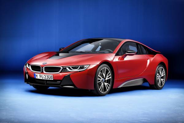 Der neue BMW i8 Protonic Red Edition (02/2016). Bildquelle: BMW