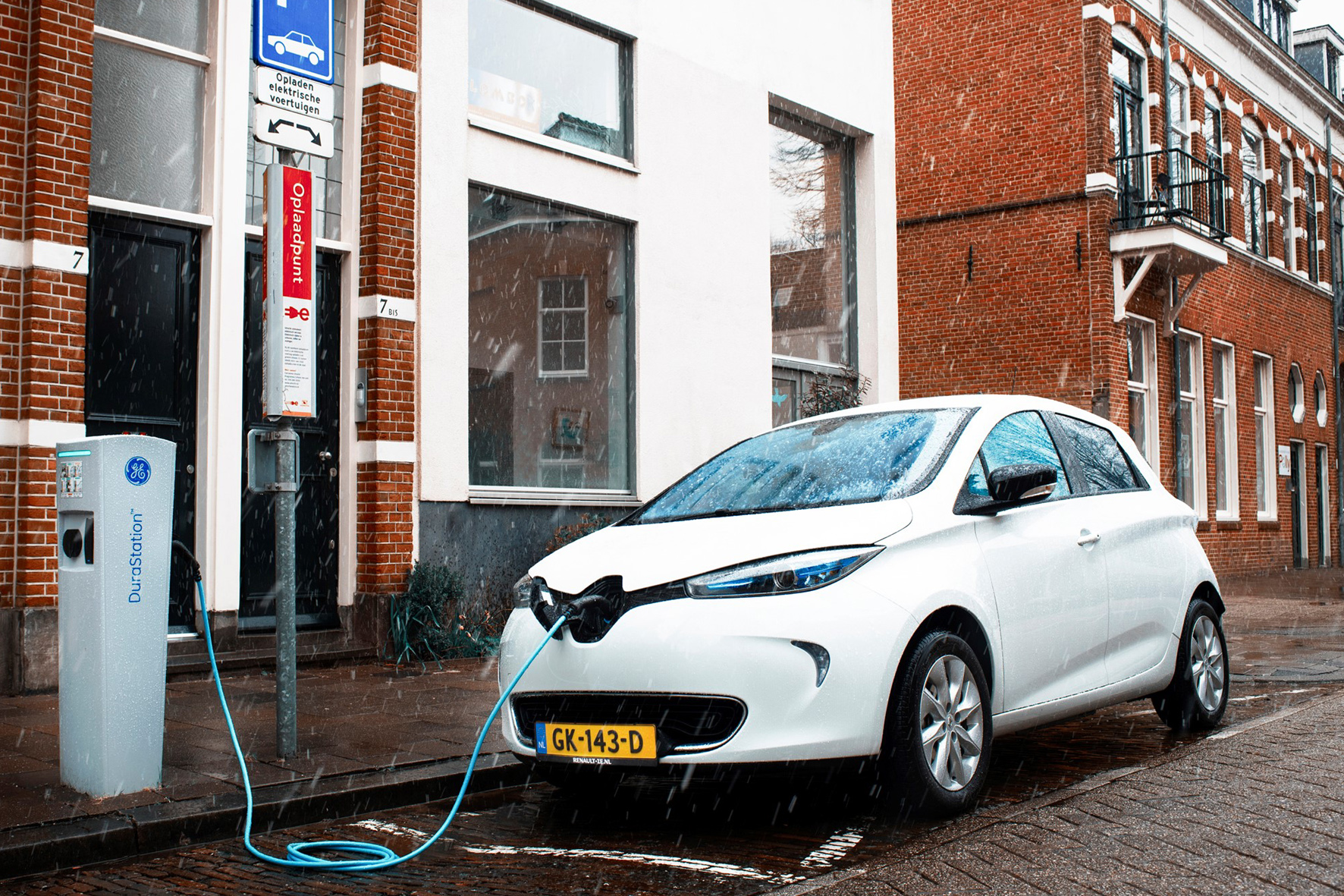 Mit 150 Zoë-Elektroautos nimmt Renault am Utrechter Solar-Lade-Projekt teil. Foto: RDAG/dpp-AutoReporter