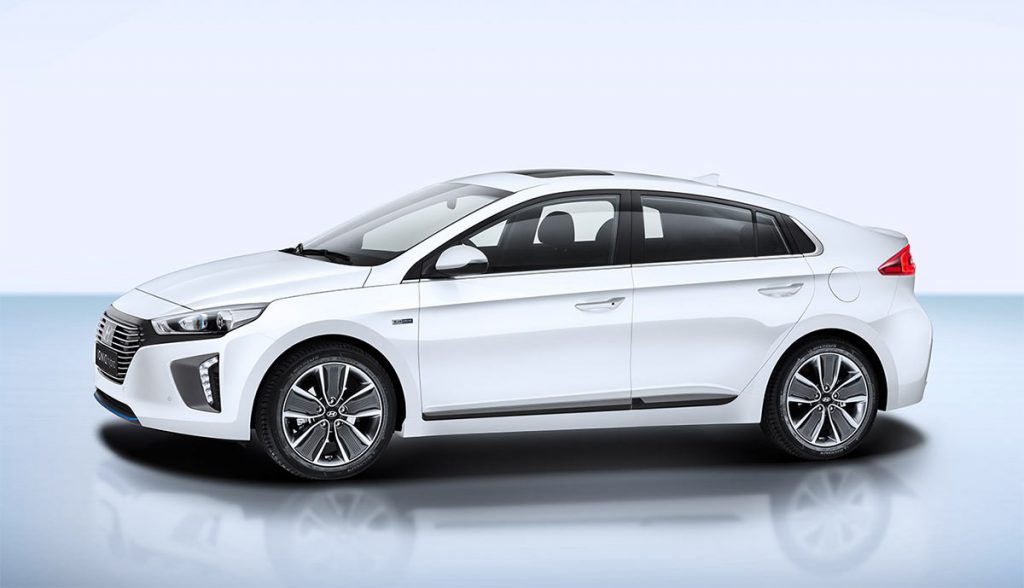 Hyundai Ioniq kommt als Hybrid, Plug-In Hybrid- und Elektroauto auf den Markt. Bildquelle: Hyundai