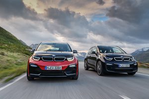 Elektroauto BMW i3s und BMW i3 2018 (rechts). Bildquelle: BMW
