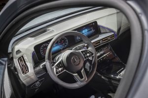 So sieht das Cockpit des Elektroauto Mercedes-Benz EQC 400 aus. Bildquelle: Daimler AG