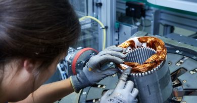 BMW Group Werk Dingolfing - Produktion des Elektromotors. Bildquelle: BMW Group