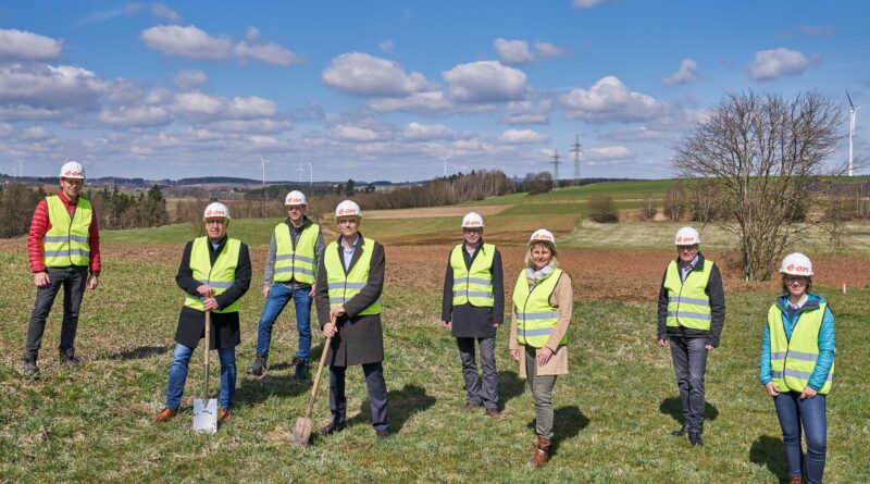 Spatenstich für den Solarpark. Bildquelle: E.On