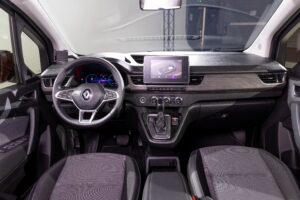 Das Cockpit des Elektroauto Renault Kangoo E-TECH Electric. Bildquelle: Renault